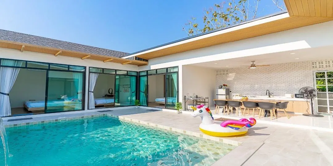 ภายนอก Villa Paramount 1