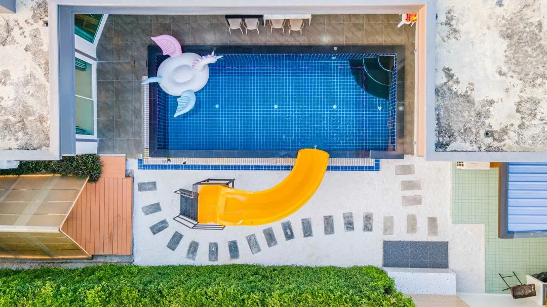 ภายนอก Garden House