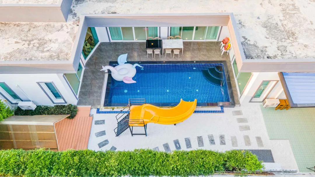 ภายนอก Garden House