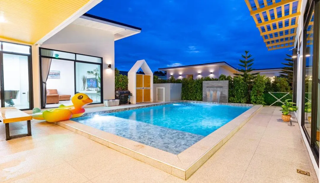 ภายนอก Villa paramount 4