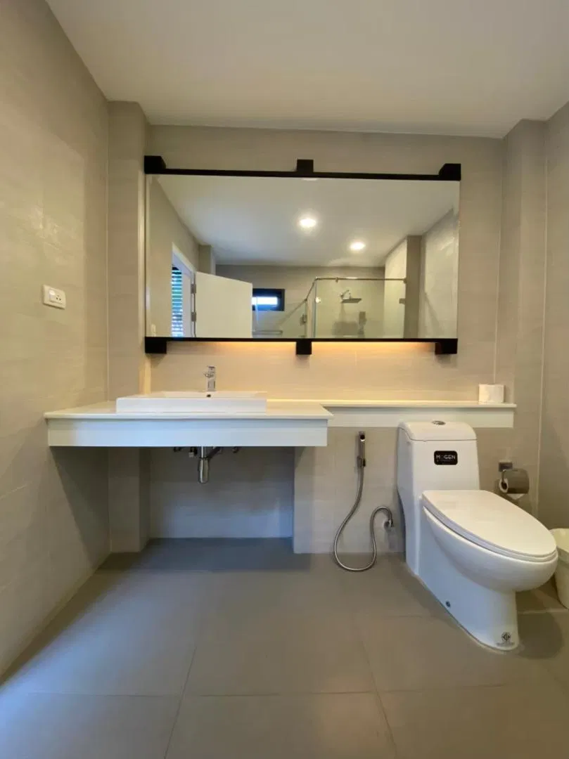 ห้องน้ำ Grand hill 24