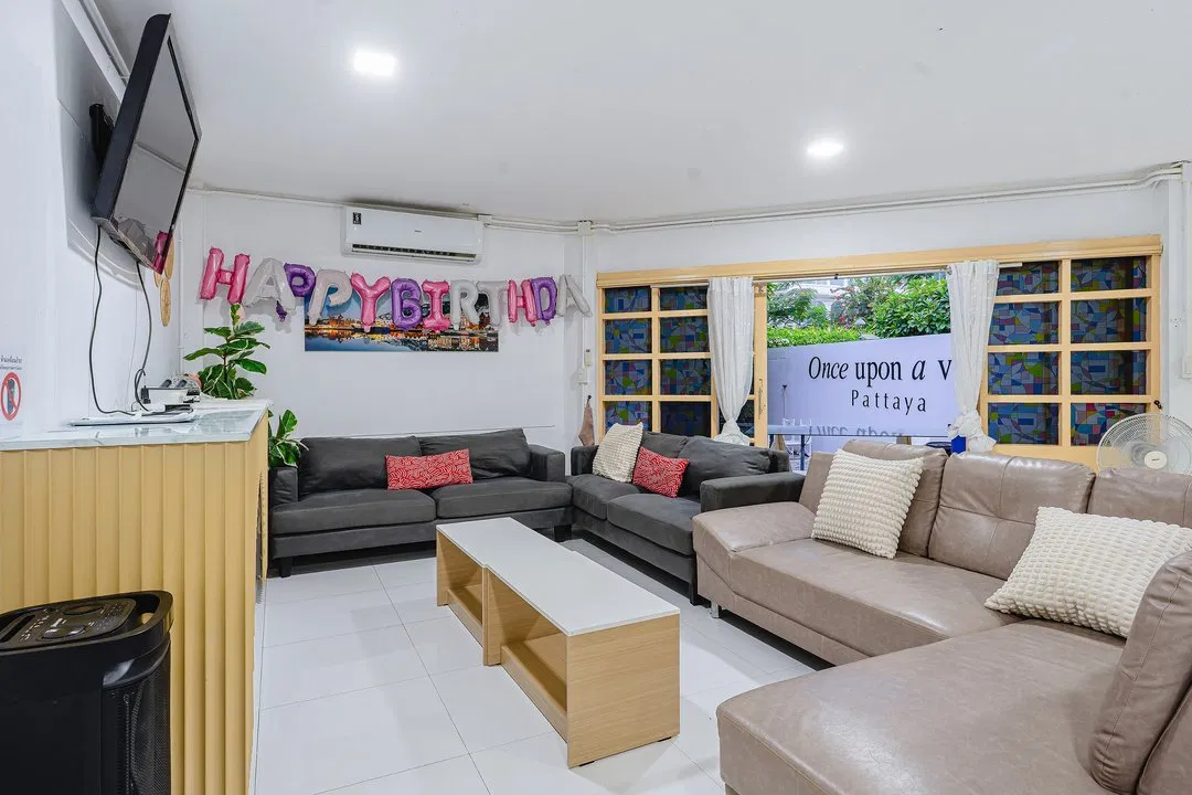 ภายใน White Beach