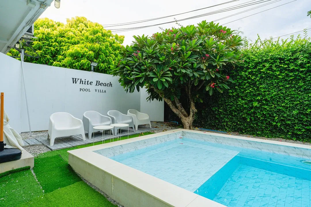 ภายนอก White Beach